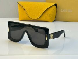 Picture of Loewe Sunglasses _SKUfw52450358fw